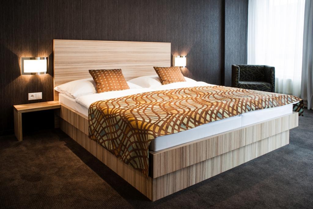 Hotel Tenis 兹沃伦 外观 照片